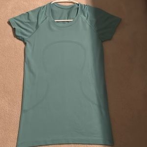 Swiftly Tech Short-Sleeve Shirt 2.0